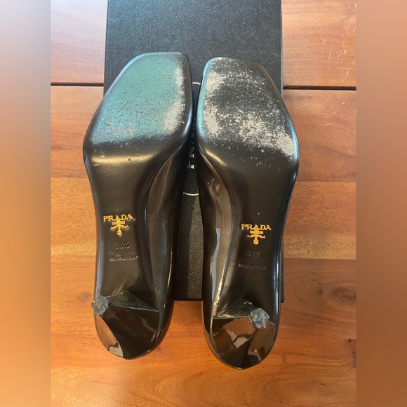 Grey Patent Leather Prada heels size 38.5 - Picture 7 of 8